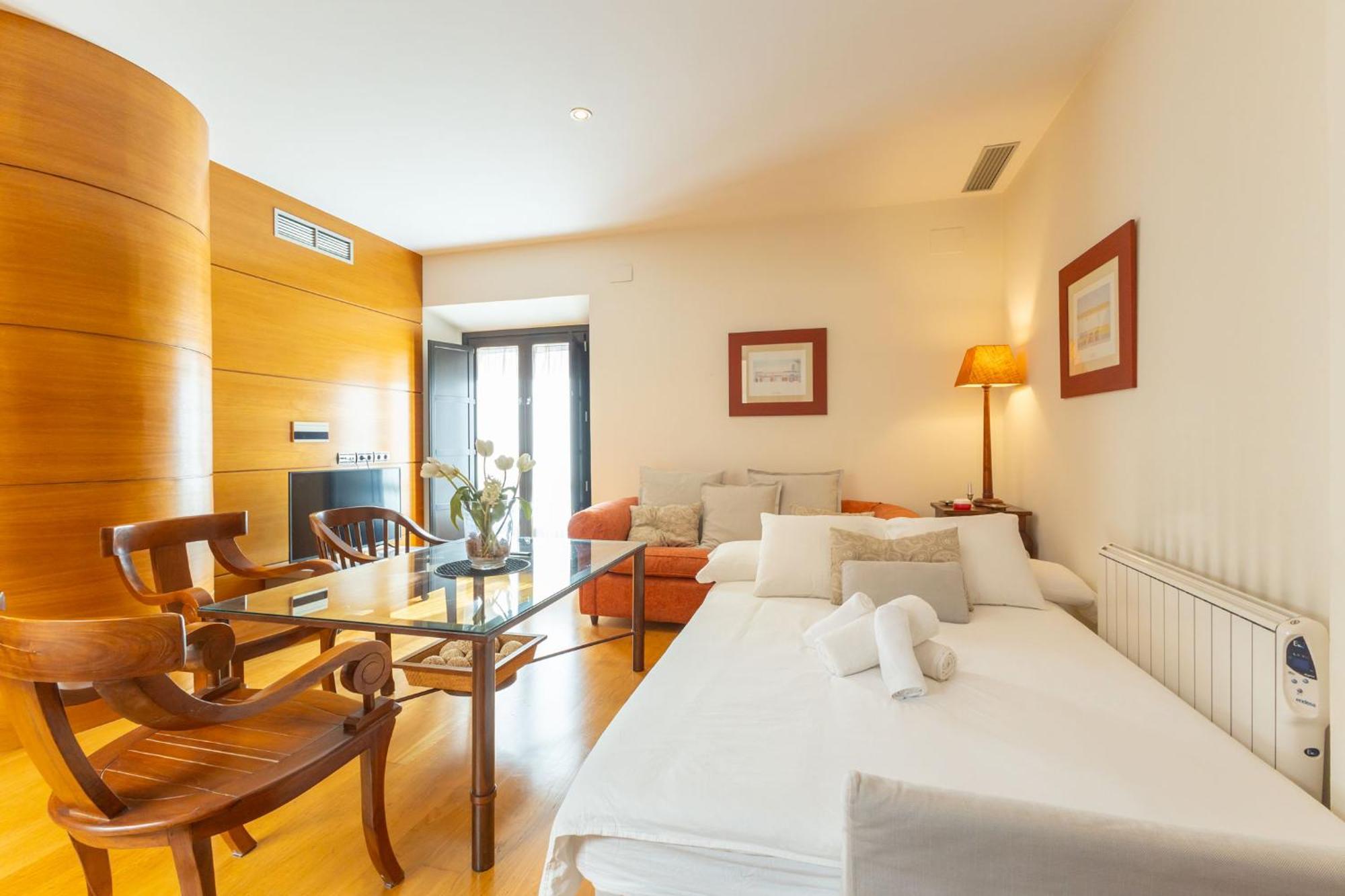 La Maestranza Charming One Or Two Bedrooms Apartments By Ocityzen Севилья Экстерьер фото